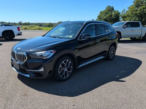 Used 2022 BMW X1 xDrive28i AWD/4WD image 2