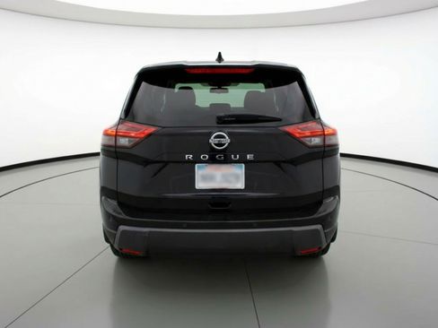 Used 2025 Nissan Rogue SV image 7