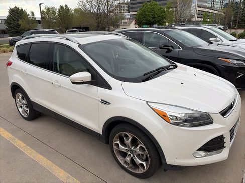 Used 2015 Ford Escape Titanium AWD/4WD image 2
