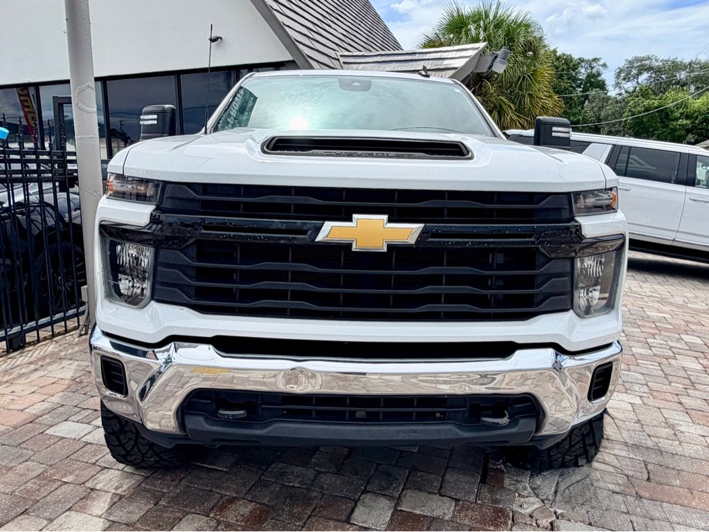 Used 2024 Chevrolet Silverado 2500 W/T w/ WT Convenience Package RWD image 6