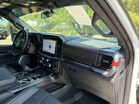 Used 2025 Ford F150 Raptor AWD/4WD image 43