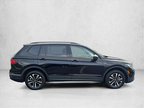 Used 2023 Volkswagen Tiguan S FWD image 4