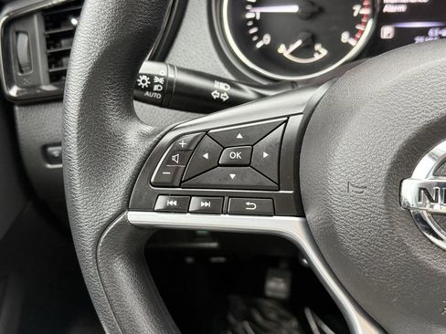 Used 2018 Nissan Rogue Sport SV image 26