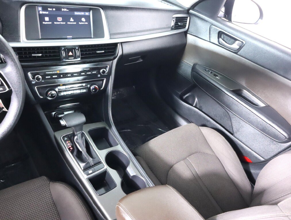Used 2020 Kia Optima LX FWD image 32