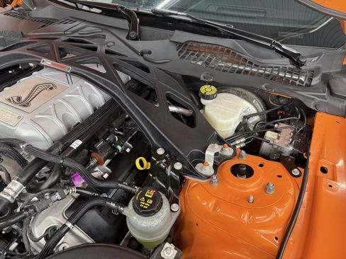 Used 2021 Ford Mustang Shelby GT500 w/ Technology Package image 45