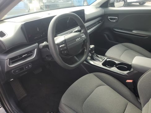 Used 2025 Kia K4 FWD image 11
