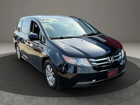 Used 2016 Honda Odyssey EX image 3