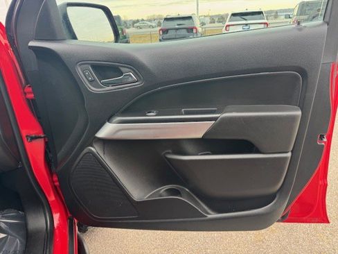 Used 2019 Chevrolet Colorado ZR2 w/ Colorado ZR2 Bison Edition image 31