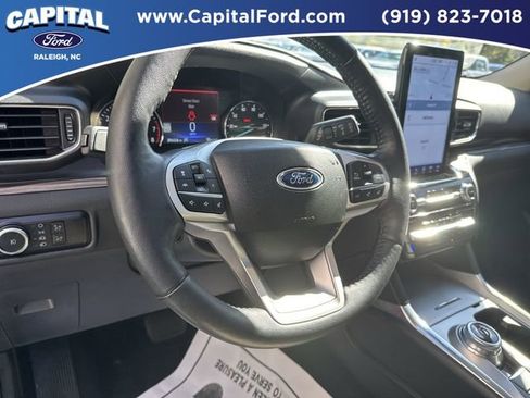 Certified 2023 Ford Explorer Limited w/ Limited Technology Package image 24
