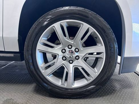 Used 2016 Cadillac Escalade Premium RWD image 34