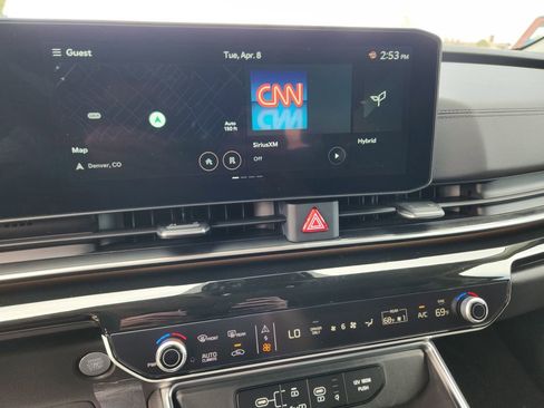 Certified 2025 Kia Carnival SX Prestige FWD image 21