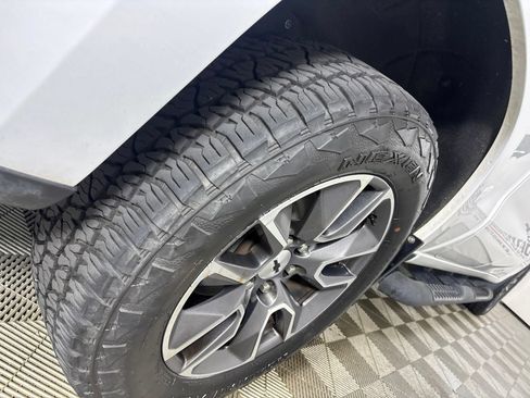 Used 2019 Chevrolet Silverado 1500 RST w/ All-Star Edition AWD/4WD image 30