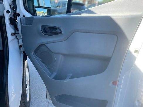 Used 2019 Ford Transit 250 130 Low Roof w/ Exterior Upgrade Package image 15