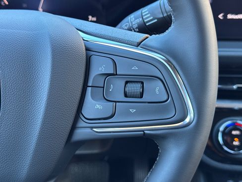 Used 2026 Buick Envista Sport Touring w/ Convenience I Package FWD image 27