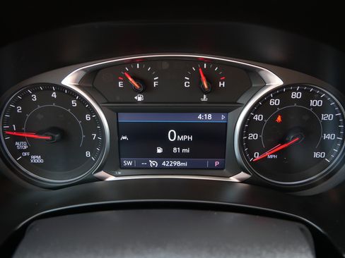 Used 2023 GMC Terrain SLT AWD/4WD image 21