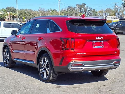 Used 2023 Kia Sorento EX image 5