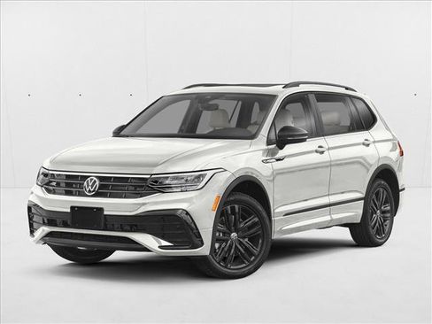 Used 2024 Volkswagen Tiguan SE R-Line image 1