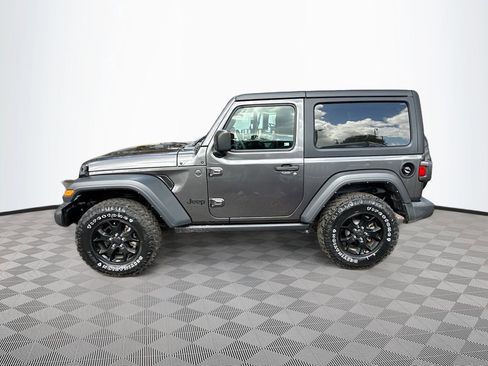 Used 2023 Jeep Wrangler Willys image 9