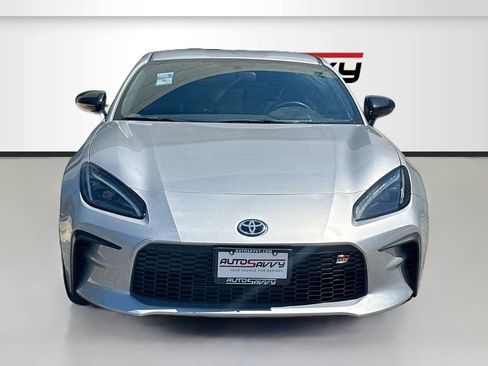 Used 2024 Toyota GR86 Premium image 2