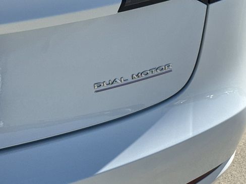 Used 2023 Tesla Model 3 Performance image 21