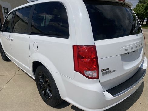 Used 2019 Dodge Grand Caravan GT FWD image 12
