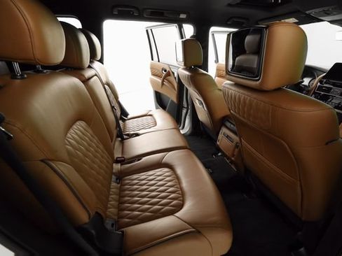 Used 2022 INFINITI QX80 Luxe AWD/4WD image 18