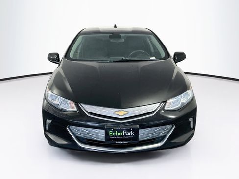 Used 2017 Chevrolet Volt LT FWD image 2