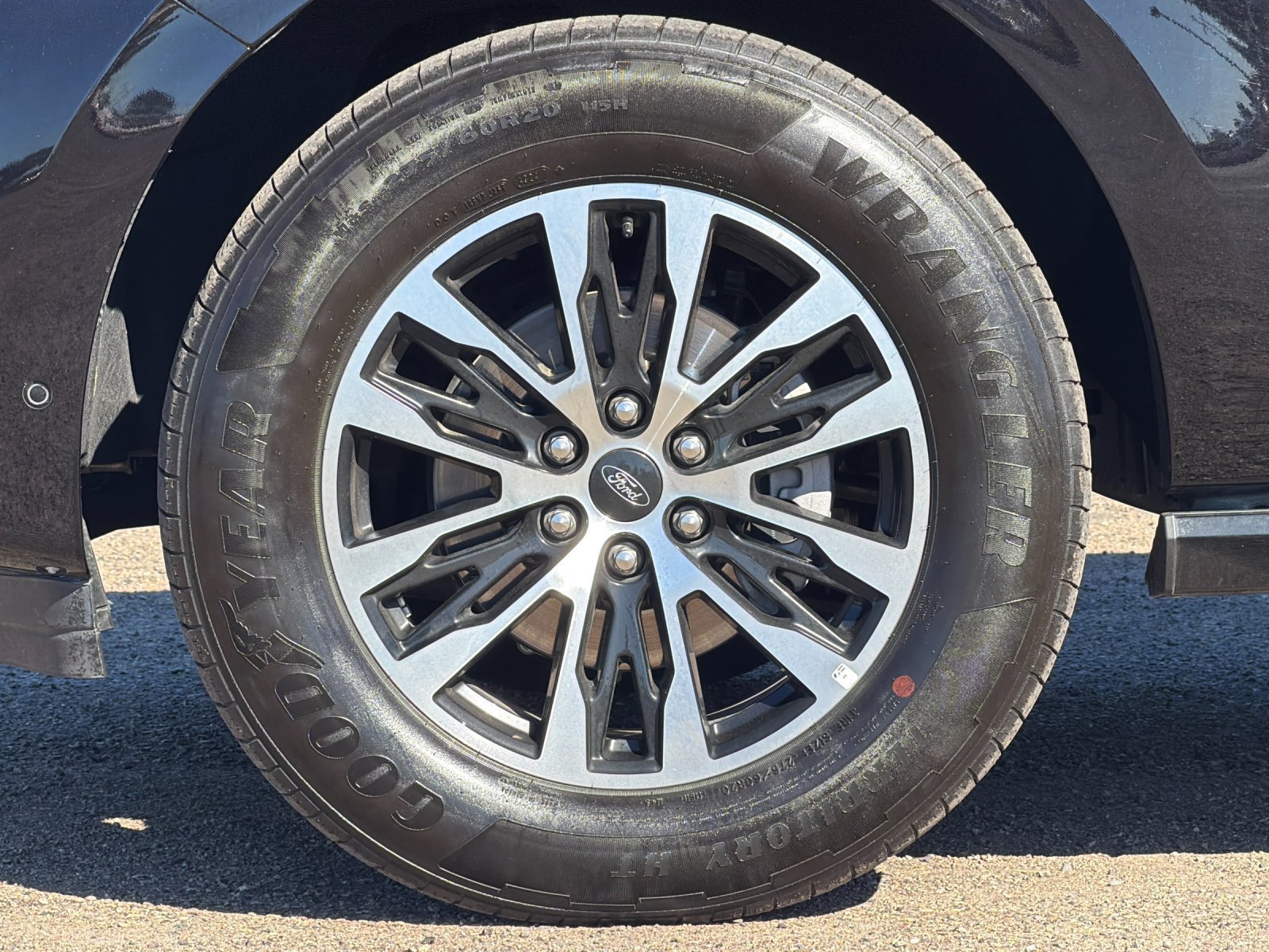 Used 2025 Ford Expedition Max Platinum AWD/4WD image 28