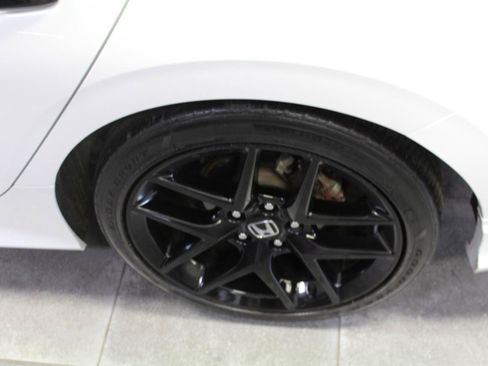 Used 2023 Honda Civic Sport image 28