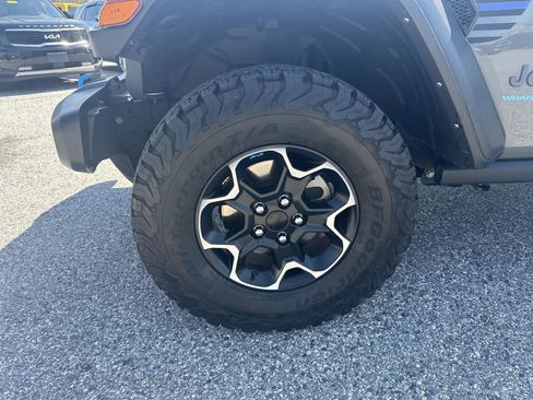 Used 2023 Jeep Wrangler Unlimited Rubicon 4xe w/ Cold Weather Group image 9