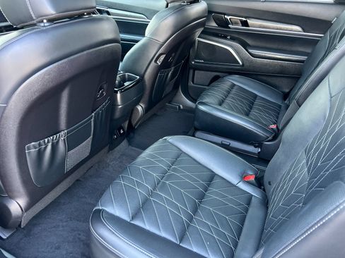 Certified 2024 Kia Telluride SX Prestige X-Line AWD/4WD image 11