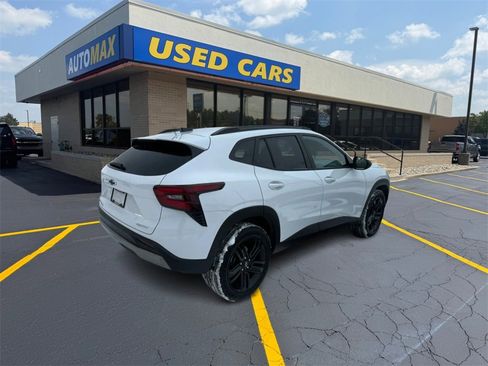 Used 2025 Chevrolet Trax ACTIV w/ Driver Confidence Package image 5