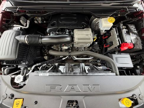 Used 2022 RAM 1500 Limited AWD/4WD image 9