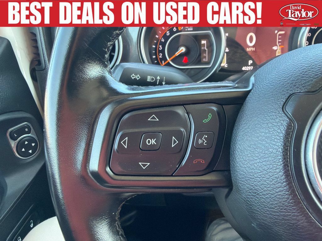 Used 2022 Jeep Gladiator Sport AWD/4WD image 15