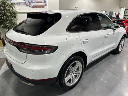 Used 2019 Porsche Macan AWD/4WD image 28