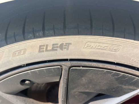 Used 2024 Tesla Model 3 Performance AWD/4WD image 17