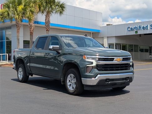 Used 2025 Chevrolet Silverado 1500 LT AWD/4WD image 8