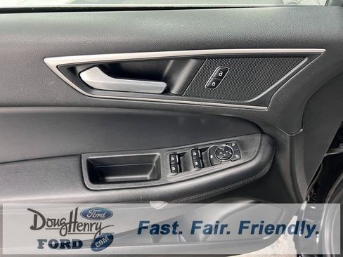 Used 2023 Ford Edge SEL image 23
