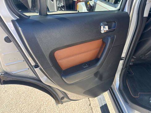 Used 2006 HUMMER H3 image 13