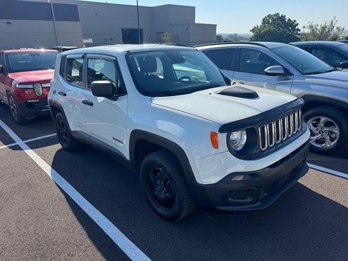 Used 2018 Jeep Renegade Sport w/ Power & Air Group AWD/4WD image 8