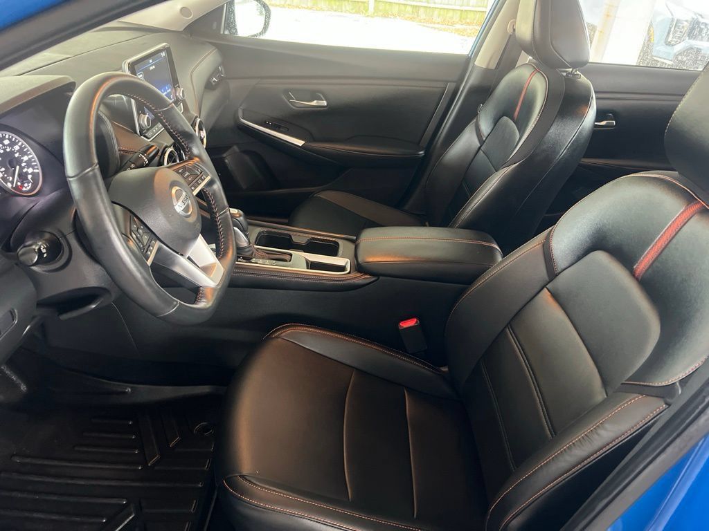 Certified 2023 Nissan Sentra SR w/ SR Premium Package FWD image 4