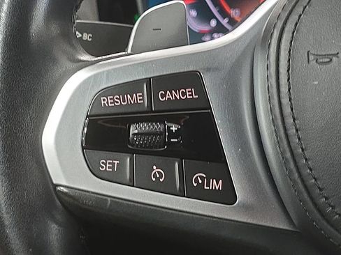 Used 2022 BMW 330i Sedan w/ M Sport Package RWD image 12