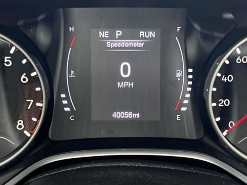 Used 2020 Jeep Compass Latitude w/ Cold Weather Group image 22