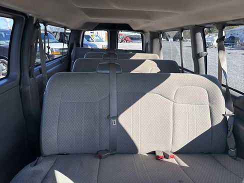 Used 2017 Chevrolet Express 3500 LT w/ LT Preferred Equipment Group image 19