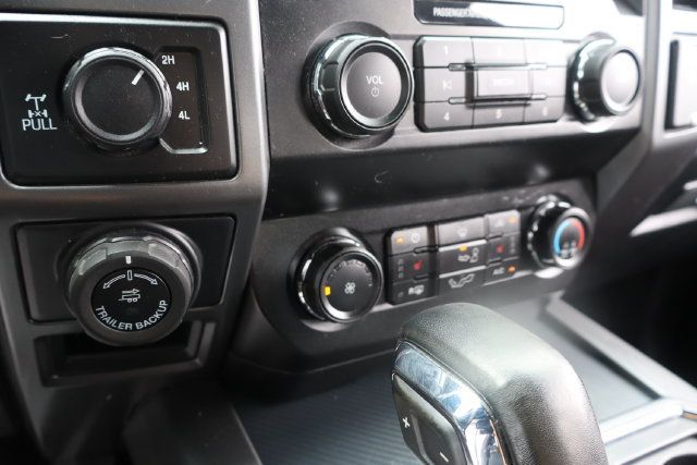 Used 2019 Ford F150 XLT w/ Equipment Group 302A Luxury AWD/4WD image 25