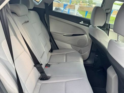Used 2019 Hyundai Tucson SE w/ Cargo Package FWD image 15
