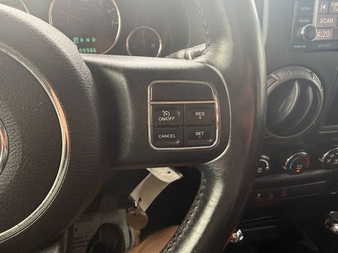 Used 2014 Jeep Wrangler Sport AWD/4WD image 39