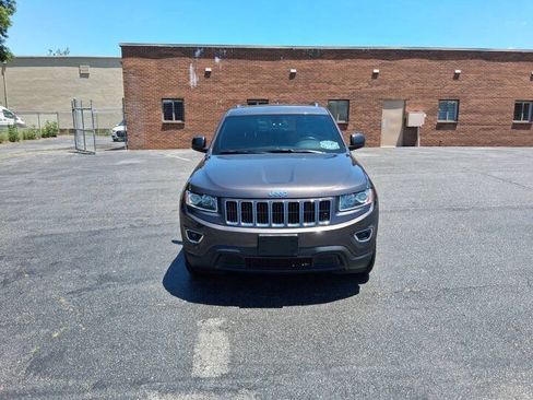 Used 2015 Jeep Grand Cherokee Laredo w/ Quick Order Package 23E AWD/4WD image 2