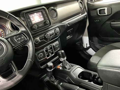 Used 2020 Jeep Wrangler Unlimited Sport image 14