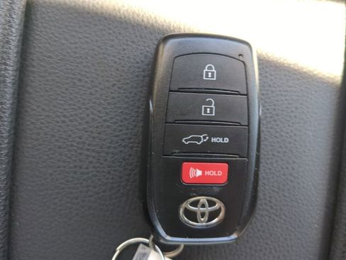 Used 2024 Toyota Grand Highlander Limited image 34